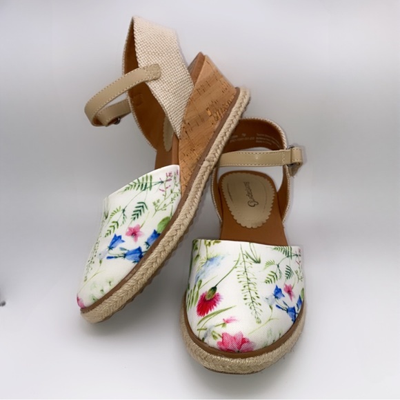 BareTraps Shoes Baretraps Ocean Espadrille Floral Sandals Poshmark